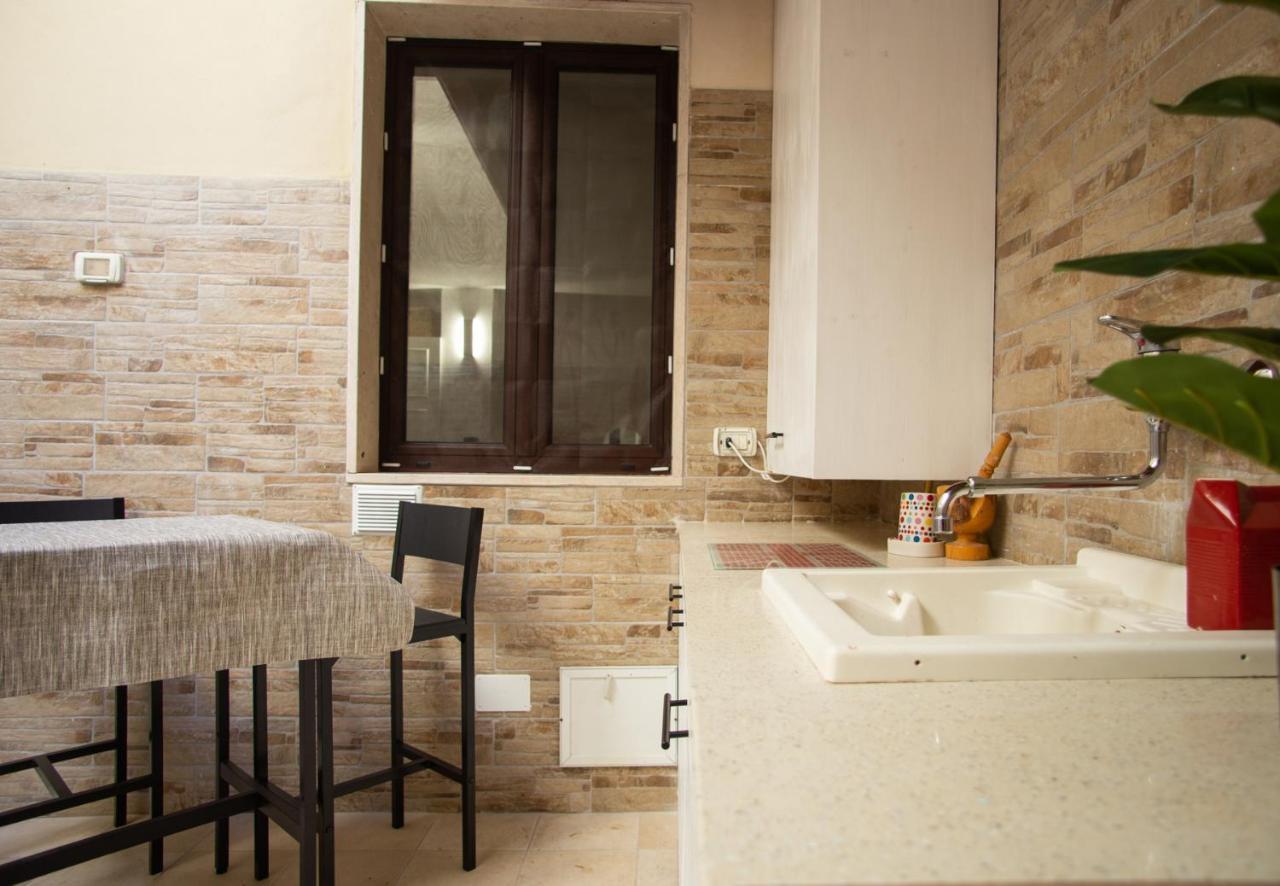 Casa Colombo - The Fab Stay Brindisi Esterno foto