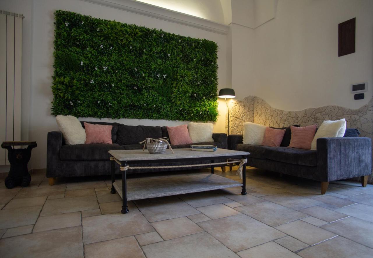 Casa Colombo - The Fab Stay Brindisi Esterno foto